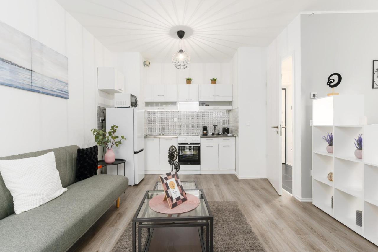 Sweet & Spicy - Brand New Apartment With Balcony 부다페스트 외부 사진